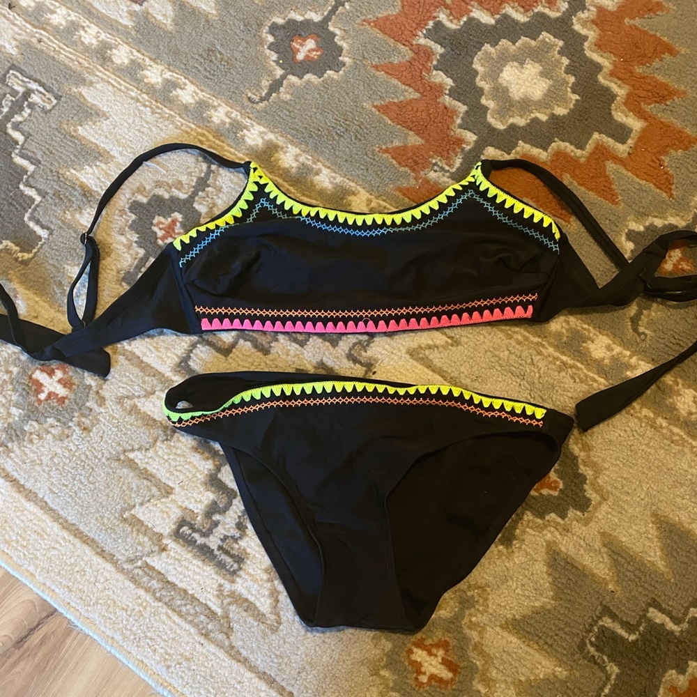 Bathing suit